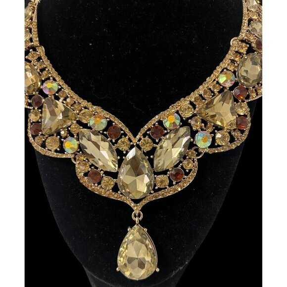 Gold Tone Statement Bib Pendant Necklace Brown Rhinestones Adjustable Chain Link - Picture 3 of 7